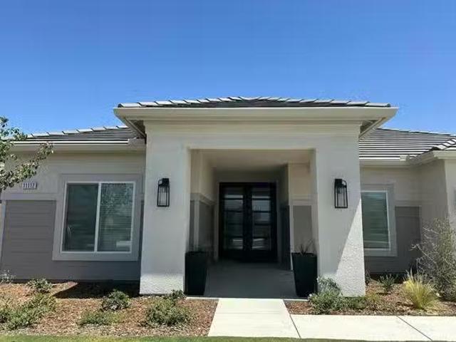 Irontooth Avenue, Bakersfield, CA