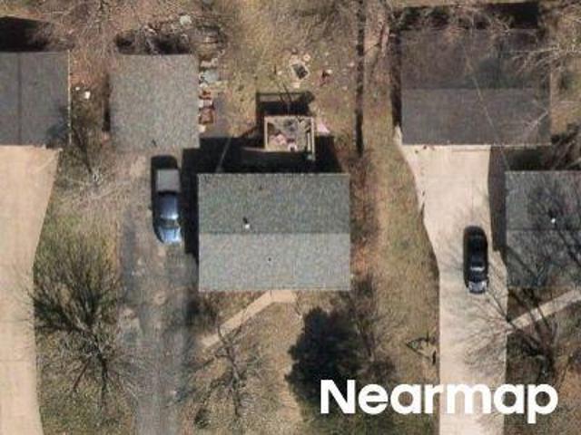 Iroquois Ave