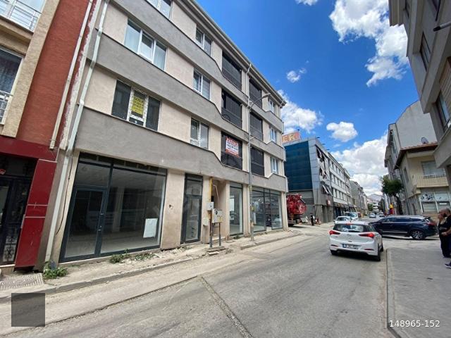 ÇIRAĞAN EMLAK'TAN DERMAN CADDESİNDE SIFIR TERASLI 2+1 DAİRE