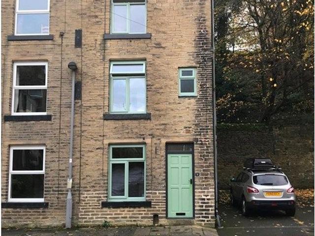 Ireland Street, Bingley BD16, 2 bed end terrace house to rent, £850 pcm | PrimeLocation