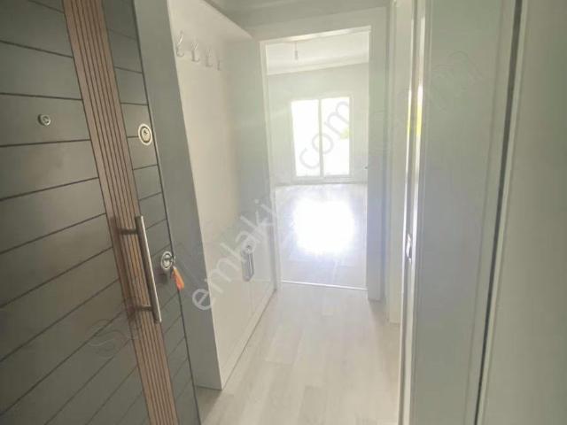 Şirinevler Mahallesinde Doğalgazlı 1+1 Daire