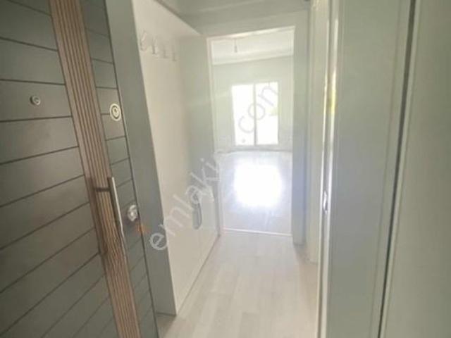 Şirinevler Mahallesinde Doğalgazlı 1+1 Daire