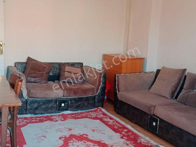 Şirinevler Meydana Yakin Eşyalı Bekara Yabancıya Uygun