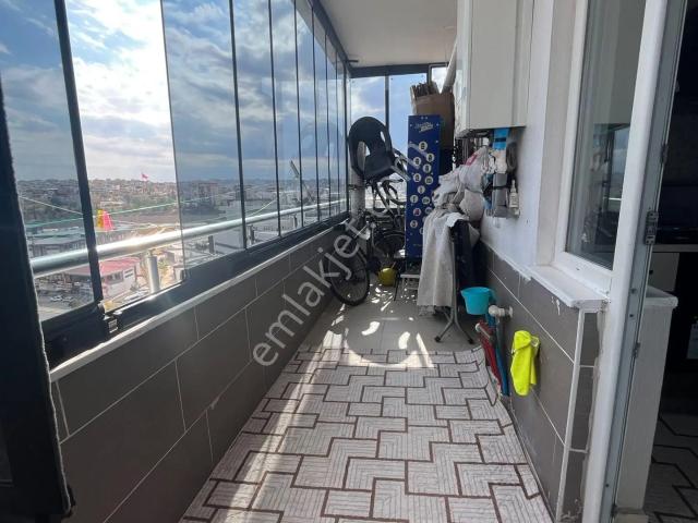 Şirinevler'de 12. Kat Şehir Manzaralı 2+1 Satılık Daire