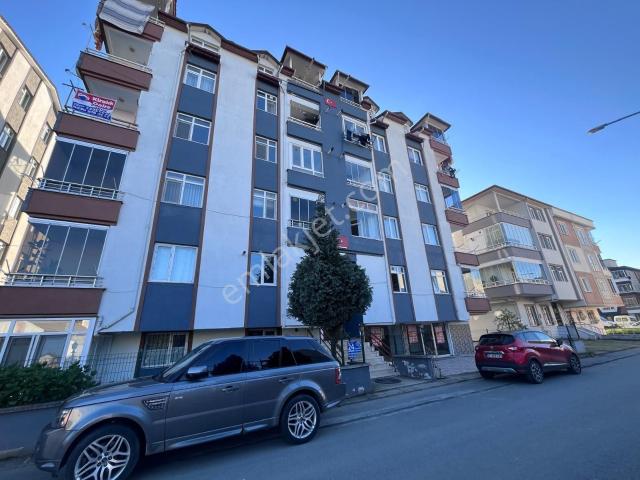 Şirinevler'de Kiralık Geniş 3+1 Daire | 130 M² | Merkezi Konum