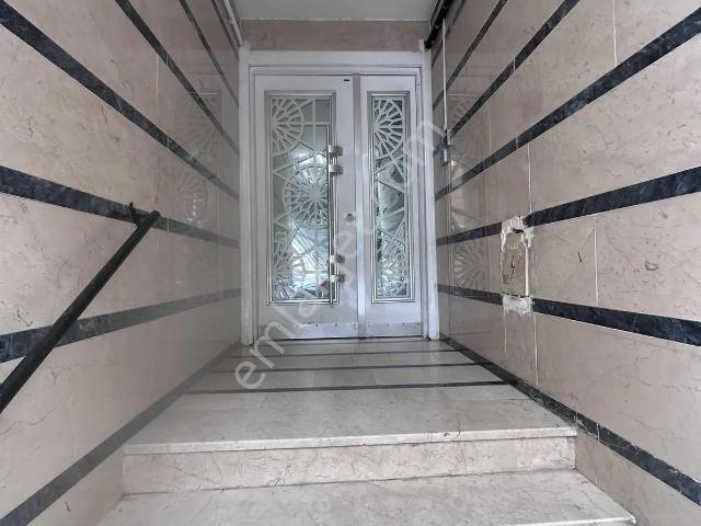 Şirintepe Ant Sokakta Kiralık 1+1 Geniş Kiralık Daire