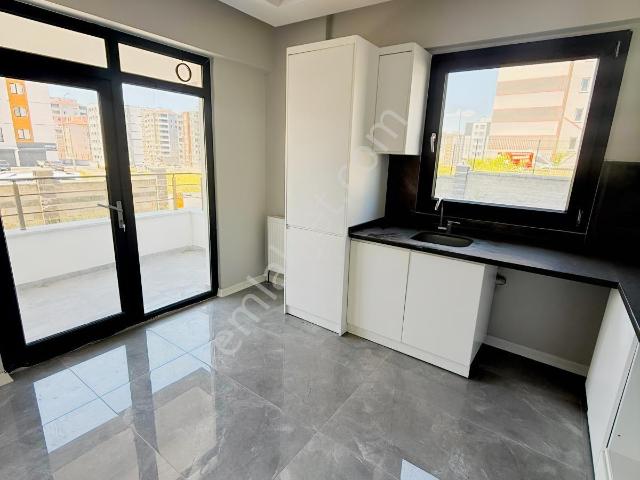 Şirintepe Mahallesi 2+1 Sıfır Satılık Daire