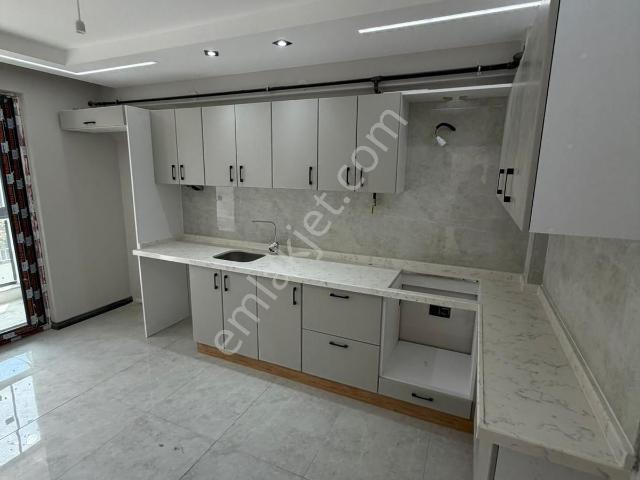 Şirintepede Tamamı Krediye Uygun Sıfır 2+1 Daireler
