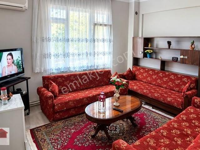 Şirinyerde Eşyalı D.gaz Kombi Kapalı Mutfak 1+1 Balkonlu Y.giriş