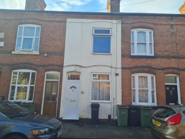 Irlam Street, Wigston 2 bed terraced house to rent £995 pcm £230 pw