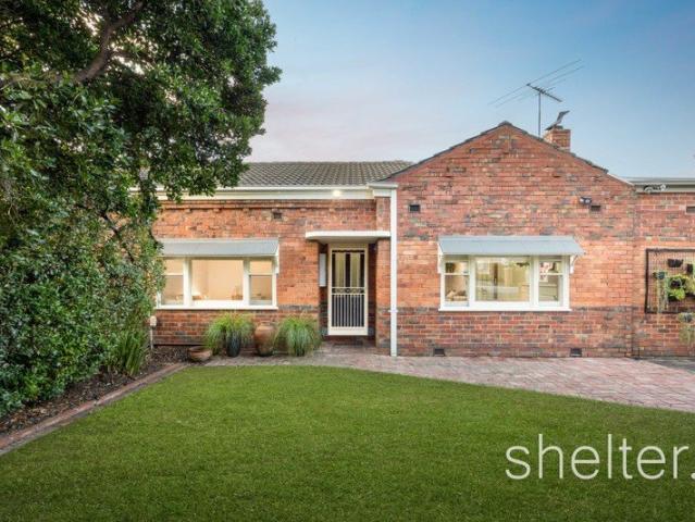 Irresistible Sanctuary. Period Character. Family Friendly Locale