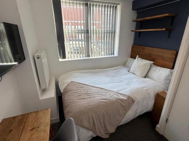 Irving Road, Coventry 1 bed in a house share to rent £495 pcm £114 pw