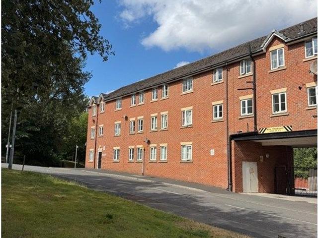Irwell Lane, Runcorn WA7, 2 bed flat to rent, £700 pcm | PrimeLocation