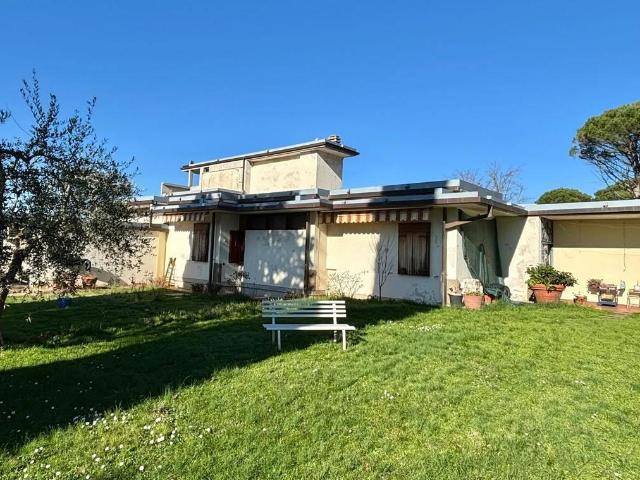 Itmm2761 Firenze Sud, sulle prime colline fuori Firenze, p. 160m² Firenze