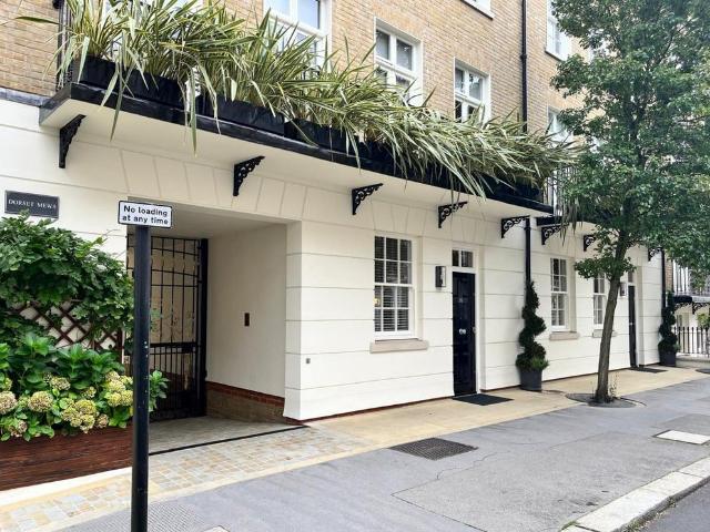 Italian Embassy Defence, 7 10 Hobart Place, London, SW1W 0HH, United Kingdom | 3 bed townhouse for rent #138931010 | Rentberry