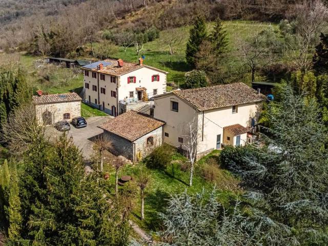 Itdf1976 Sulle colline circostanti il centro abitato di Ba. 950m² Barberino di Mugello