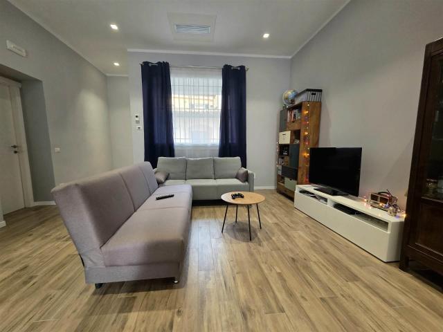 Itdm2754 Capraia E Limite, posizionato in una zona del pae. 319m² Capraia e Limite