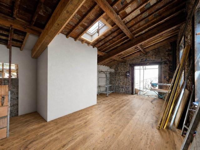 Itff2911 In ex convento del 1400 proponiamo la vendita di. 130m² Firenze