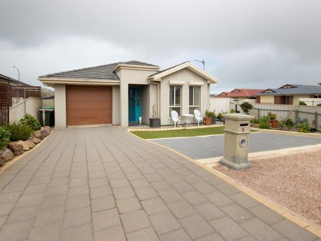 COASTAL LIFESTYLE, SPACE & INVESTMENT APPEAL
