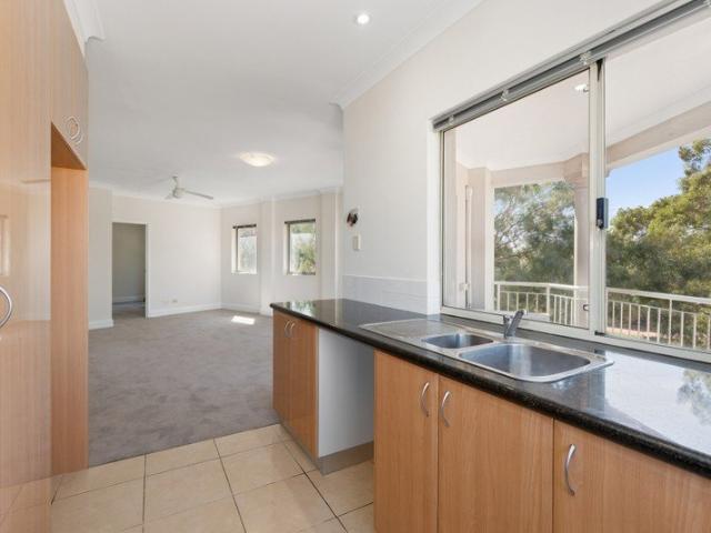 It's truly A GRAND Apartment !