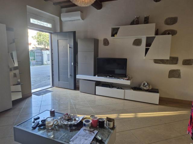 ITSG2855 Nel centro di MANTIGNANO, proponiamo in vendita u. 115m² Firenze