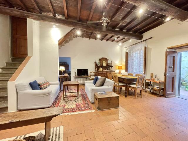 Itsp2588 Tra le dolci colline di Settignano, avvolta da un. 1100m² Firenze
