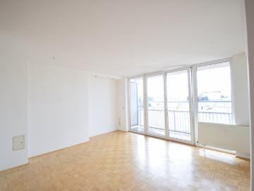 ITZLING Sonnige Wohnung mit Balkon und TG Stellplatz'