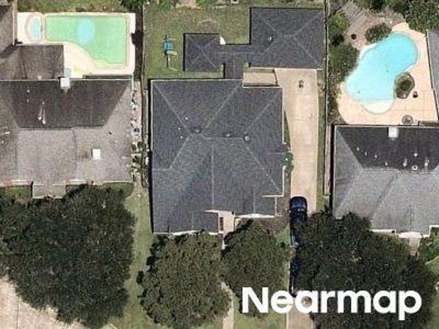 Ivory Creek Ln