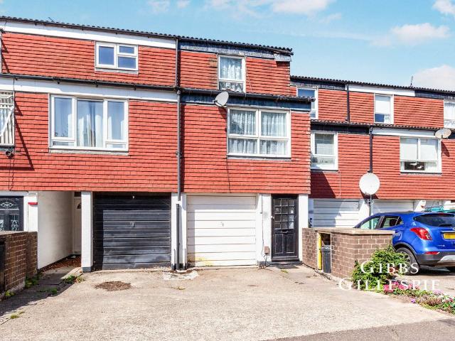 Ivanhoe Close, Uxbridge UB8, 3 bed terraced house to rent, £2,300 pcm | PrimeLocation