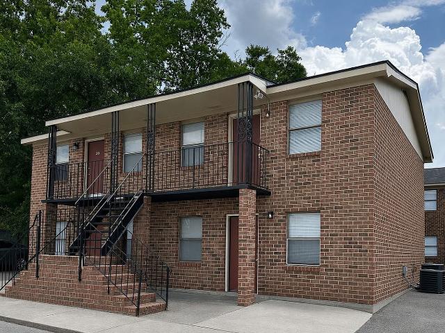 Ivey Creek Apartments 1 Bedroom Apartment for Rent at 7131 Stall Rd, North Charleston, SC 29406