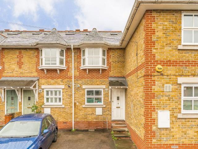 Iveley Road, Clapham SW4, 3 bed terraced house to rent, £4,000 pcm | PrimeLocation