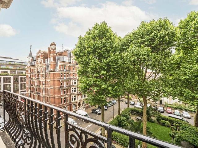 Iverna Court Block 4, 62 78 Iverna Court, London, W8 6TT, United Kingdom | 4 bed apartment for rent #135671115 | Rentberry