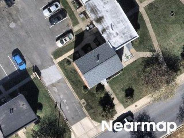 Iverson St