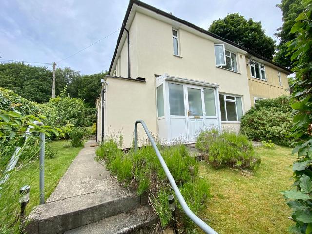 Iveson Green, Leeds LS16, 2 bed property to rent, £1,200 pcm | PrimeLocation
