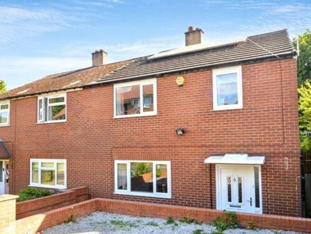 Iveson Drive, Leeds, 3 Bedroom Semi detached