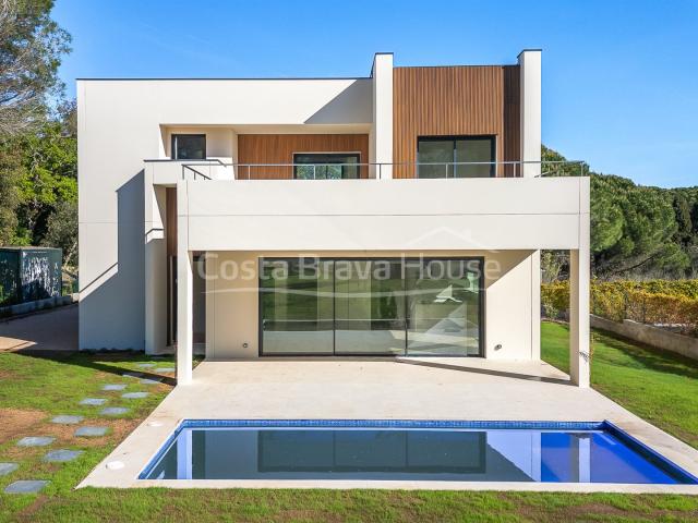 Vivienda de lujo de obra nueva en Calella de Palafrugell, ce. 250m² Calella de palafrugell