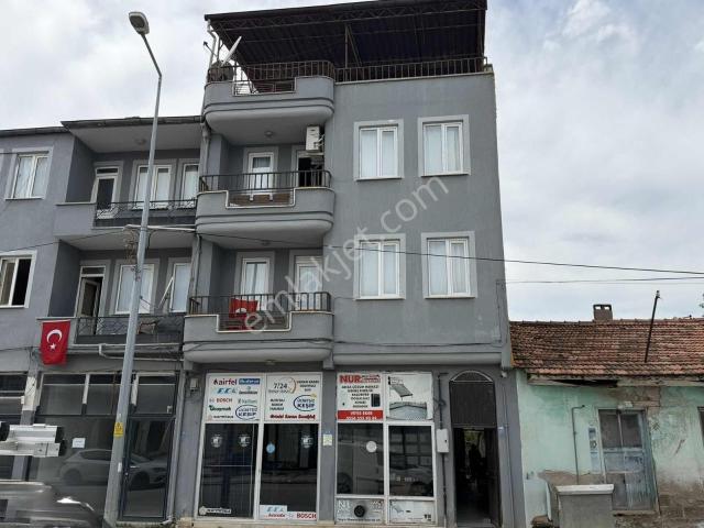 Çivril Çarşı Ana Caddede Bulunmaz Fırsat Dükkan Üstü 3 Kat Bina