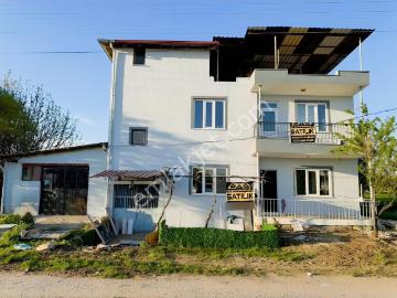 Çivril kızılcasöğüt Mahallesinde 2 Katlı Fırsat Müstakil Ev. !