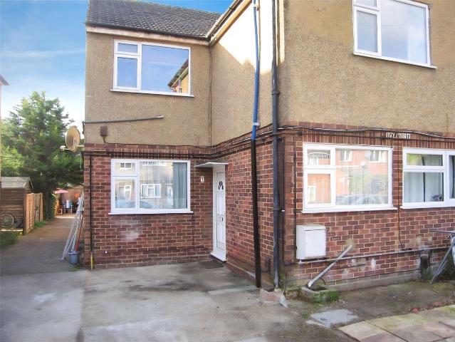 Ivy Court, Abbey Road IG2, 1 bed flat to rent, £1,450 pcm | PrimeLocation