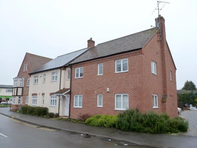 Ivy Grange, Bilton, Rugby CV22, 2 bed flat to rent, £975 pcm | PrimeLocation