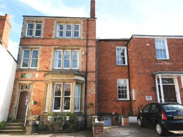 Ivy House, South Bar Street, Banbury, Oxon OX16, Studio to rent, £795 pcm | PrimeLocation