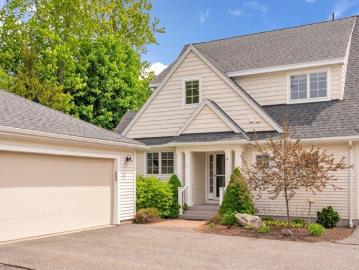 Ivy Way Unit,brunswick, Condo For Sale