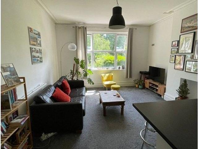 Ivydene House, Stockport SK4, 2 bed flat to rent, £1,350 pcm | PrimeLocation