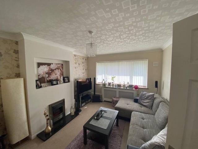 Ivyfield Road, Erdington 2 bed maisonette to rent £950 pcm £219 pw