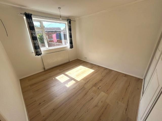 Ivyfield Road