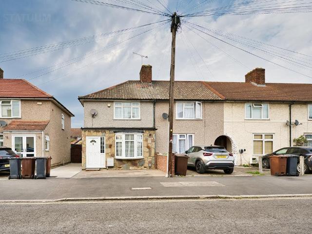 Ivyhouse Road, Becontree, Dagenham. 3 bed end of terrace house to rent £2,050 pcm £473 pw