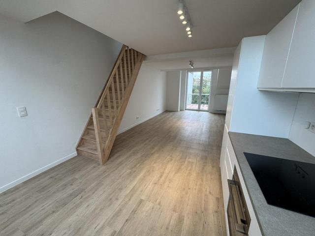 Ixelles – Bright 91 m² Apartment with Terrace