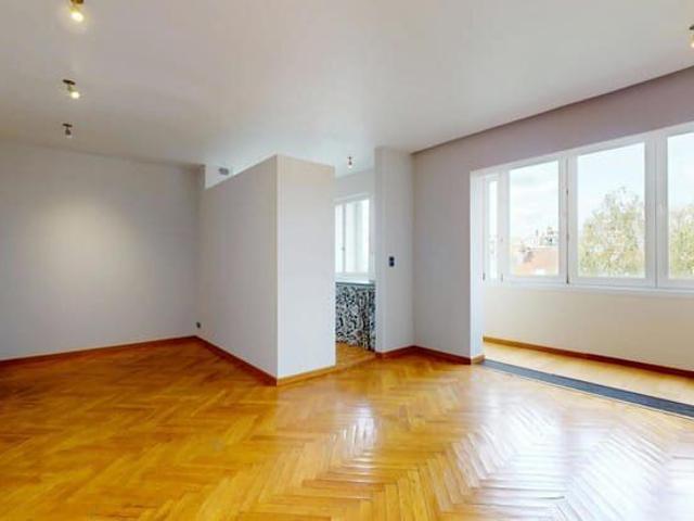 IXELLES CEMETERY/ULB: CHARMING STUDIO +/ 50M2