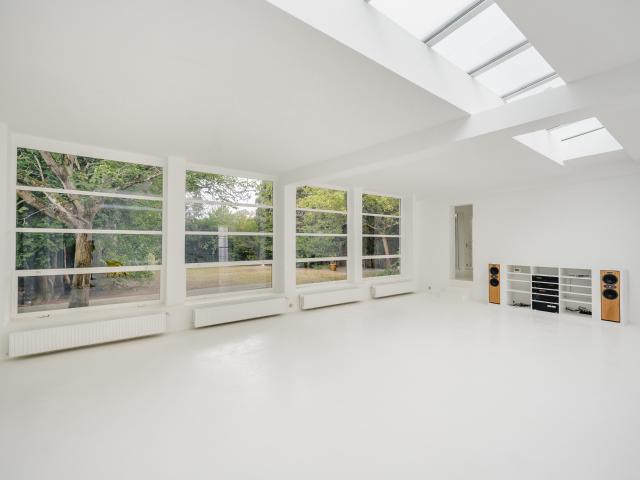 Ixelles I Etangs d’Ixelles | Belgium Sothebys Int. Realty
