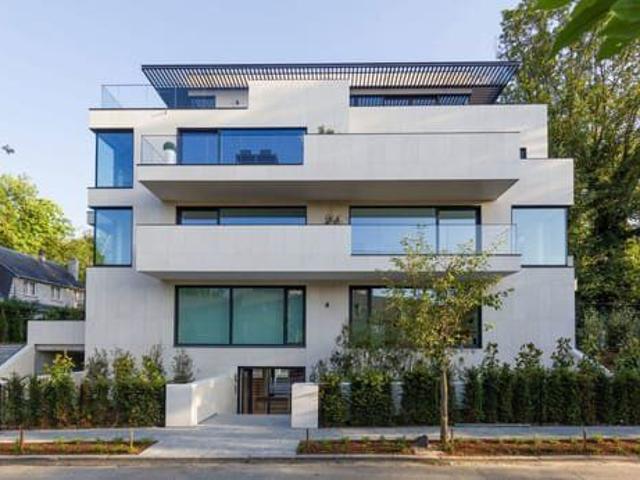 IXELLES – STUNNING 3 BEDROOM APARTMENT